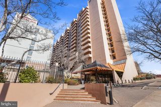 1301 N COURTHOUSE RD N #1804, Arlington, VA 22201