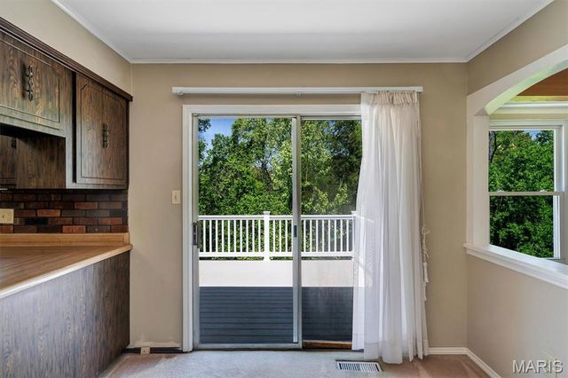 5615 Chalet Manor Court, St Louis, MO 63129