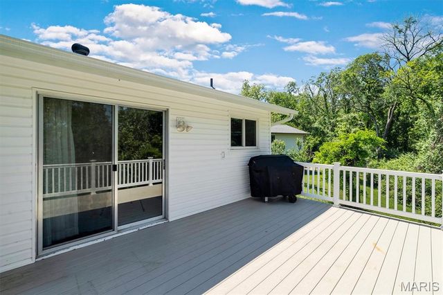 5615 Chalet Manor Court, St Louis, MO 63129