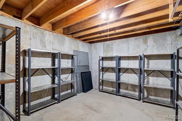5615 Chalet Manor Court, St Louis, MO 63129