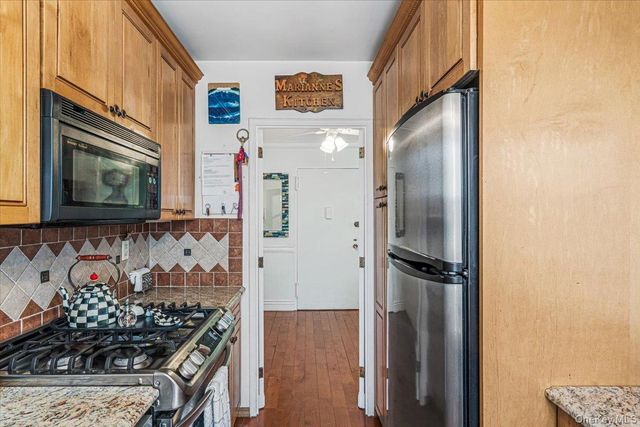 220-55 46th Avenue 5A, Bayside, NY 11361