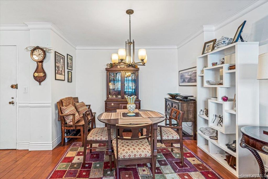 220-55 46th Avenue 5A, Bayside, NY 11361 — photo 4