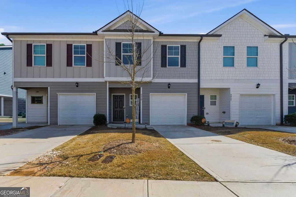 3410 Highbury Way, Lithonia, GA 30038