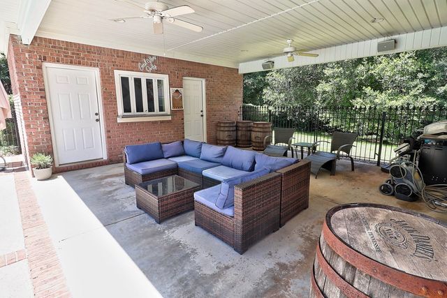 221 Asphodel Drive, Dothan, AL 36303