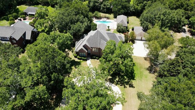 221 Asphodel Drive, Dothan, AL 36303