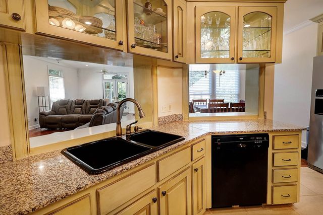 221 Asphodel Drive, Dothan, AL 36303