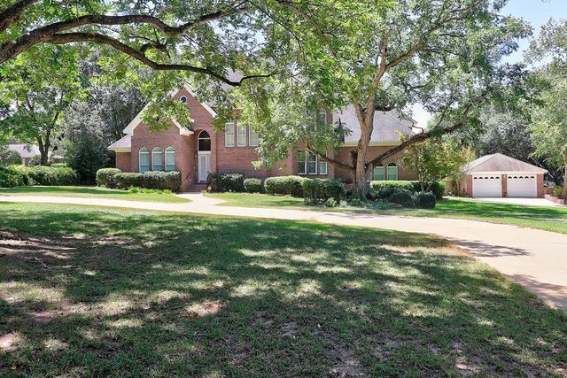 221 Asphodel Drive, Dothan, AL 36303