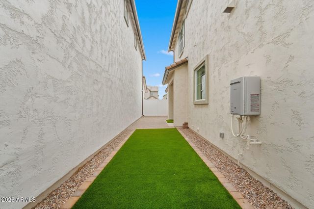 8336 E Petterson Avenue, Mesa, AZ 85212