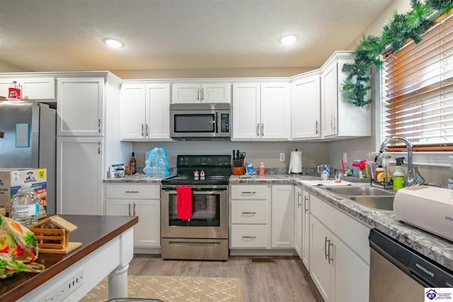 26 Whistling Oaks Boulevard, Glendale, KY 42740