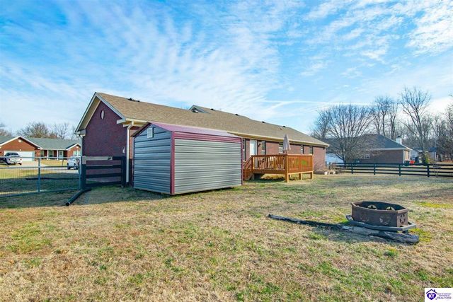 26 Whistling Oaks Boulevard, Glendale, KY 42740