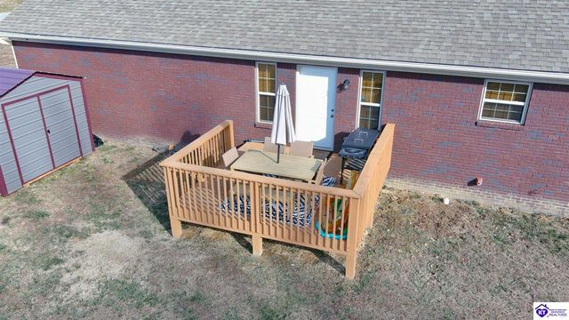 26 Whistling Oaks Boulevard, Glendale, KY 42740