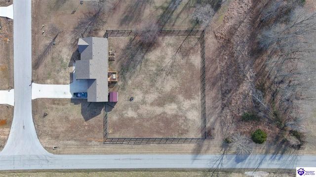 26 Whistling Oaks Boulevard, Glendale, KY 42740