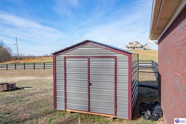 26 Whistling Oaks Boulevard, Glendale, KY 42740