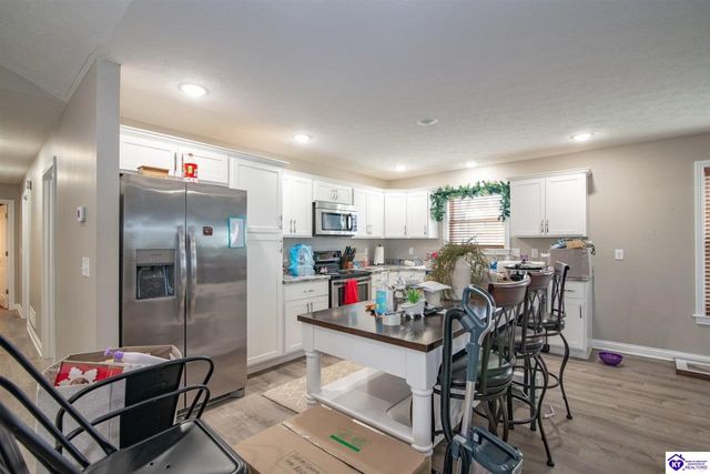 26 Whistling Oaks Boulevard, Glendale, KY 42740