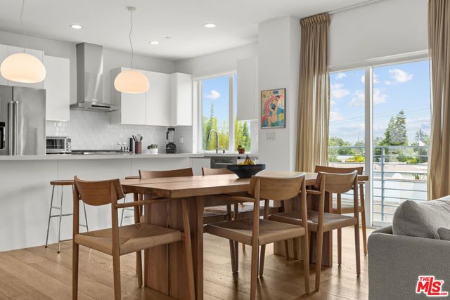 11724 Culver Boulevard 10, Los Angeles, CA 90066