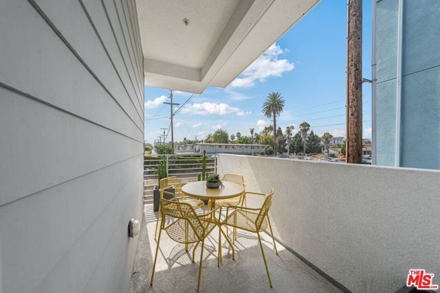 11724 Culver Boulevard 10, Los Angeles, CA 90066
