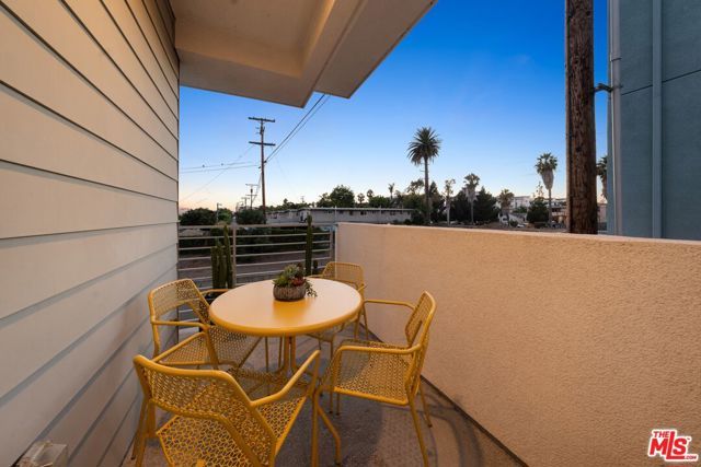 11724 Culver Boulevard 10, Los Angeles, CA 90066