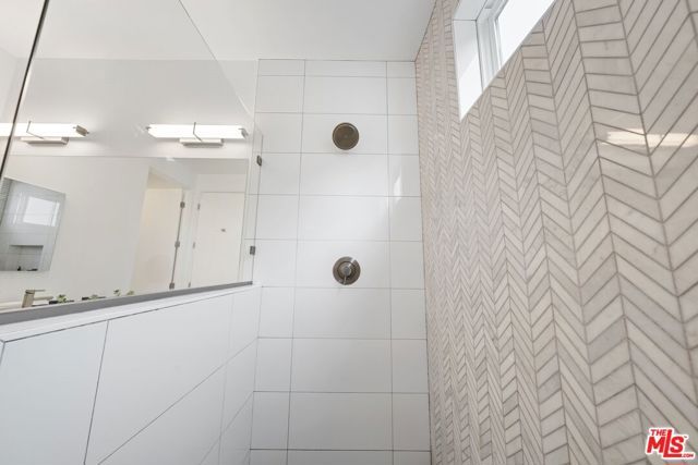 11724 Culver Boulevard 10, Los Angeles, CA 90066