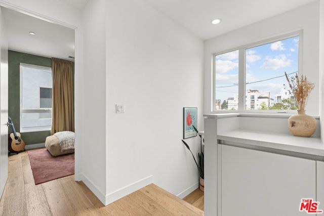 11724 Culver Boulevard 10, Los Angeles, CA 90066