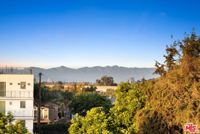 11724 Culver Boulevard 10, Los Angeles, CA 90066