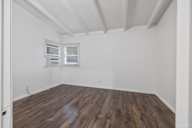 1138 W Lansing Way, Fresno, CA 93705