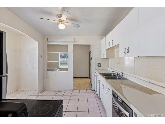 1631 W Hoye Pl, Denver, CO 80223