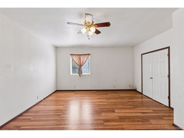 1631 W Hoye Pl, Denver, CO 80223