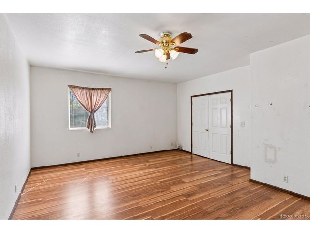 1631 W Hoye Pl, Denver, CO 80223