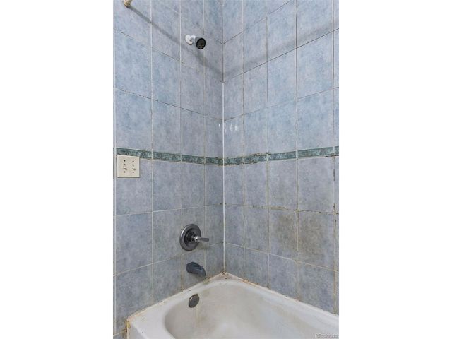 1631 W Hoye Pl, Denver, CO 80223