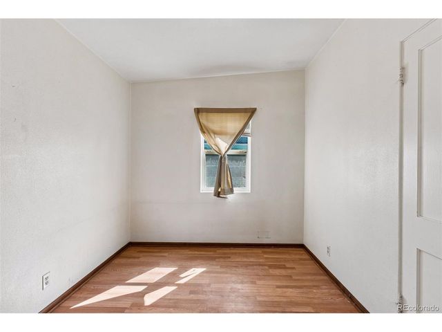 1631 W Hoye Pl, Denver, CO 80223