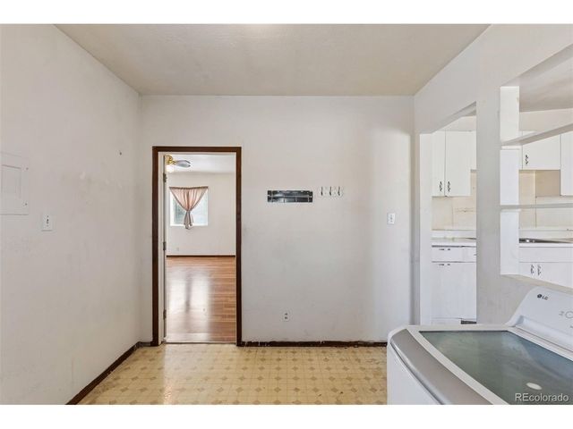 1631 W Hoye Pl, Denver, CO 80223