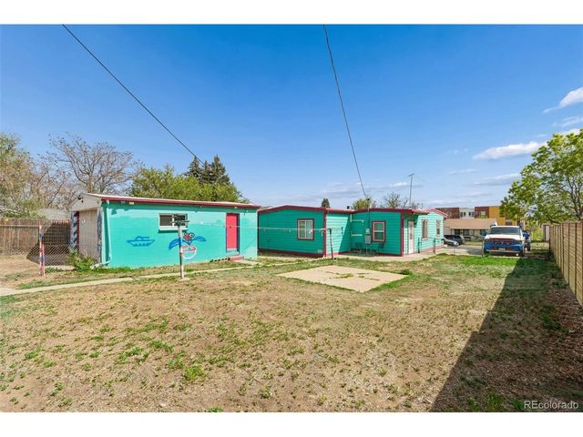 1631 W Hoye Pl, Denver, CO 80223