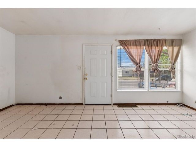 1631 W Hoye Pl, Denver, CO 80223