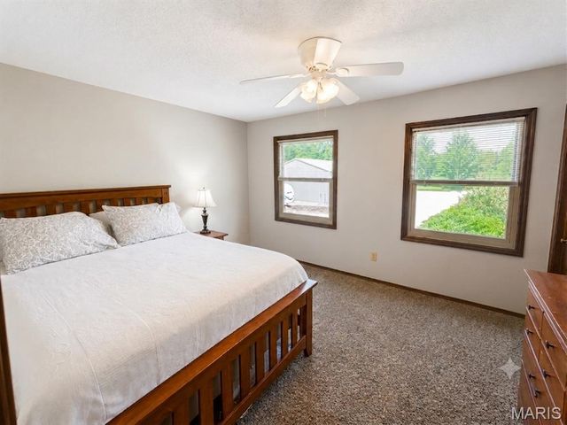 17776 State Hwy CC, Warrenton, MO 63383