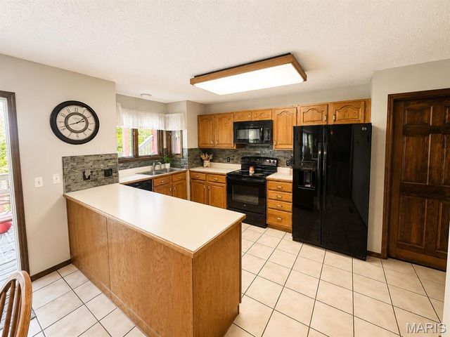 17776 State Hwy CC, Warrenton, MO 63383