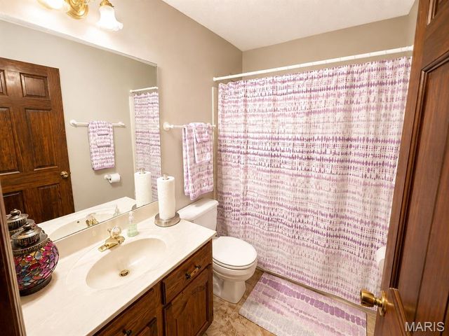 17776 State Hwy CC, Warrenton, MO 63383