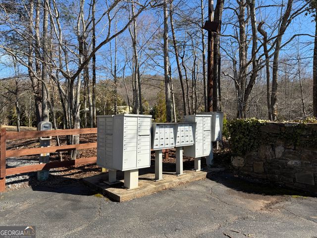 213 Matterhorn Drive, Sautee Nacoochee, GA 30571