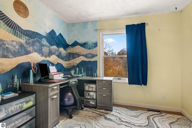 1179 N 4 Mile Road, Traverse City, MI 49696