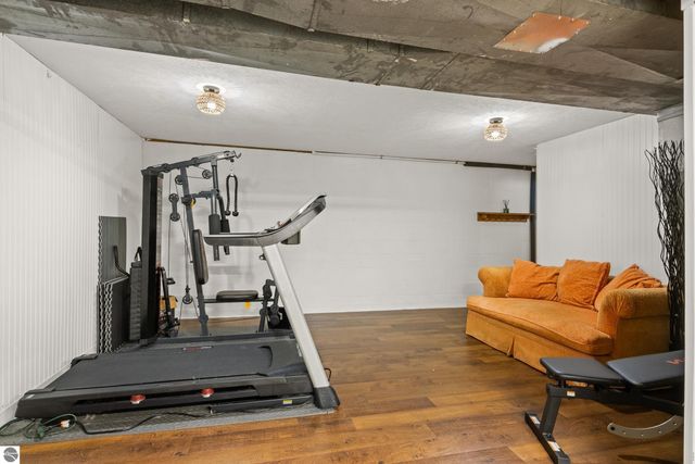 1179 N 4 Mile Road, Traverse City, MI 49696