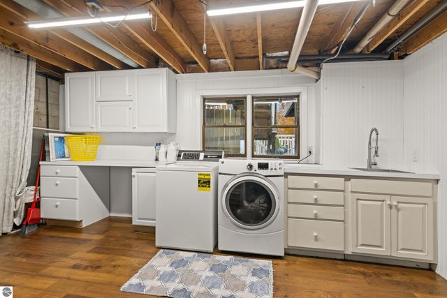 1179 N 4 Mile Road, Traverse City, MI 49696