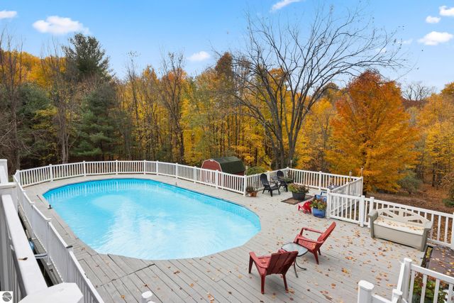 1179 N 4 Mile Road, Traverse City, MI 49696