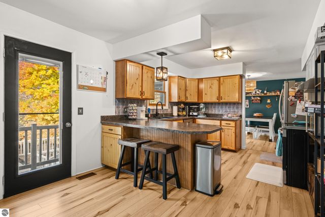 1179 N 4 Mile Road, Traverse City, MI 49696