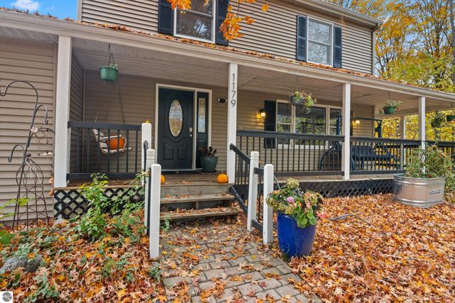 1179 N 4 Mile Road, Traverse City, MI 49696