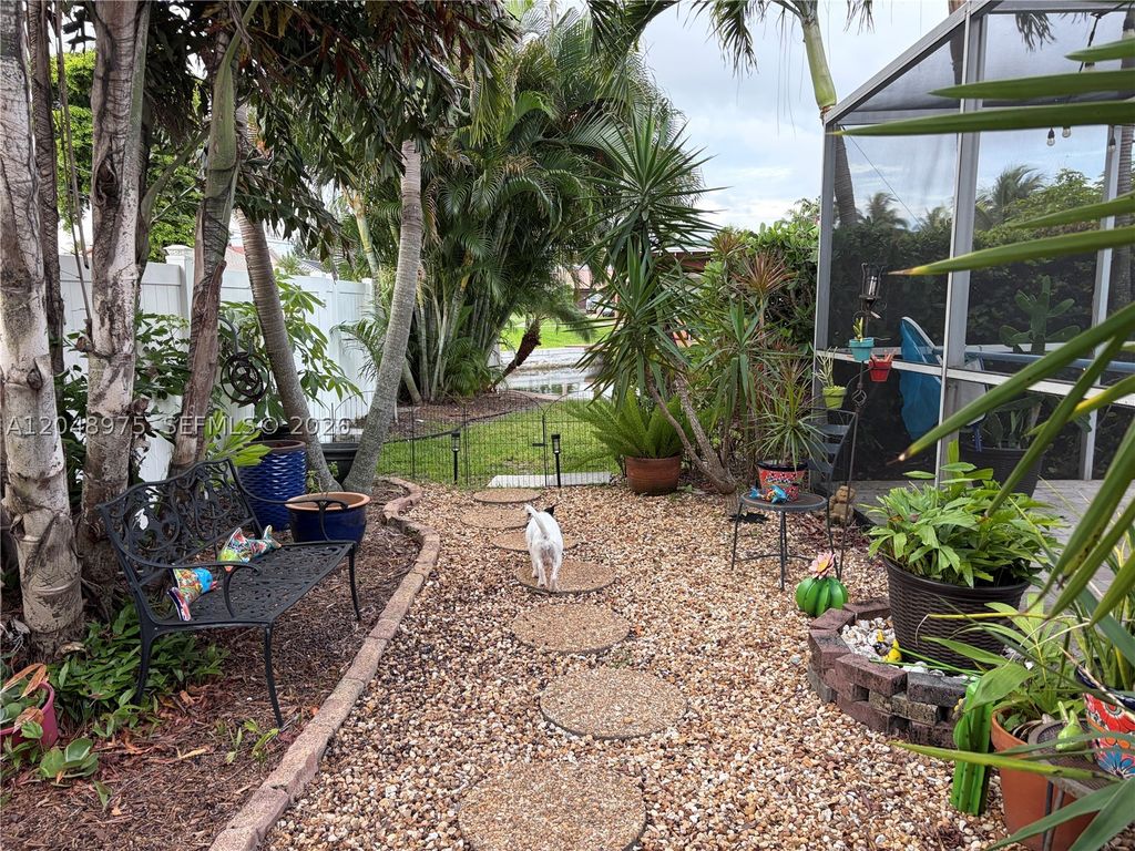 Image 15 of property listing at 1401 Argonaut Isle, Dania Beach, FL 33004