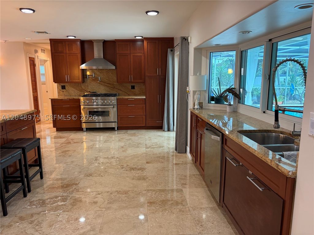 Image 34 of property listing at 1401 Argonaut Isle, Dania Beach, FL 33004