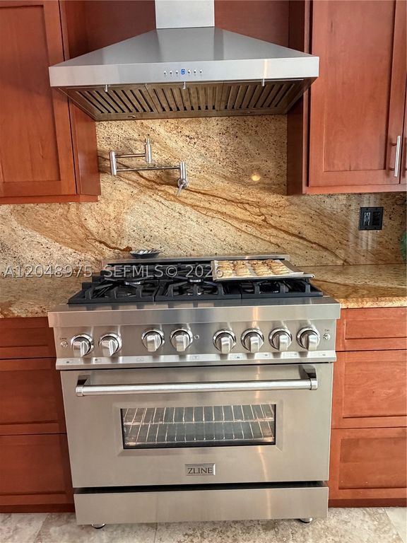Image 35 of property listing at 1401 Argonaut Isle, Dania Beach, FL 33004