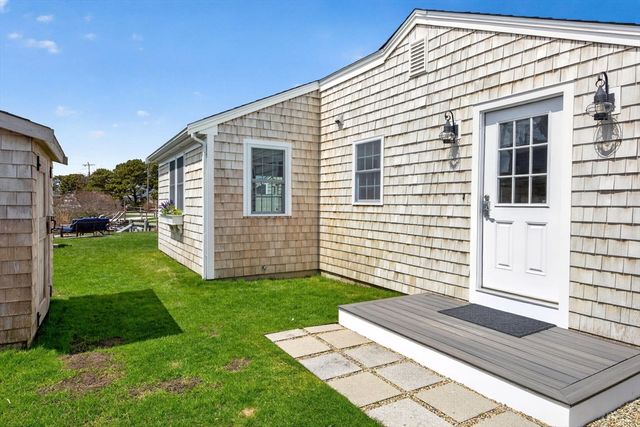 3 Wendy Way, Dennis, MA 02670