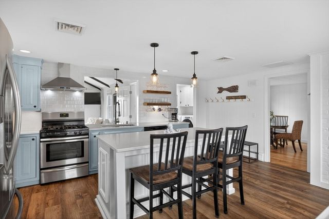 3 Wendy Way, Dennis, MA 02670