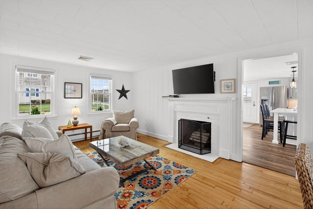 3 Wendy Way, Dennis, MA 02670