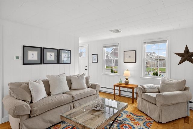 3 Wendy Way, Dennis, MA 02670